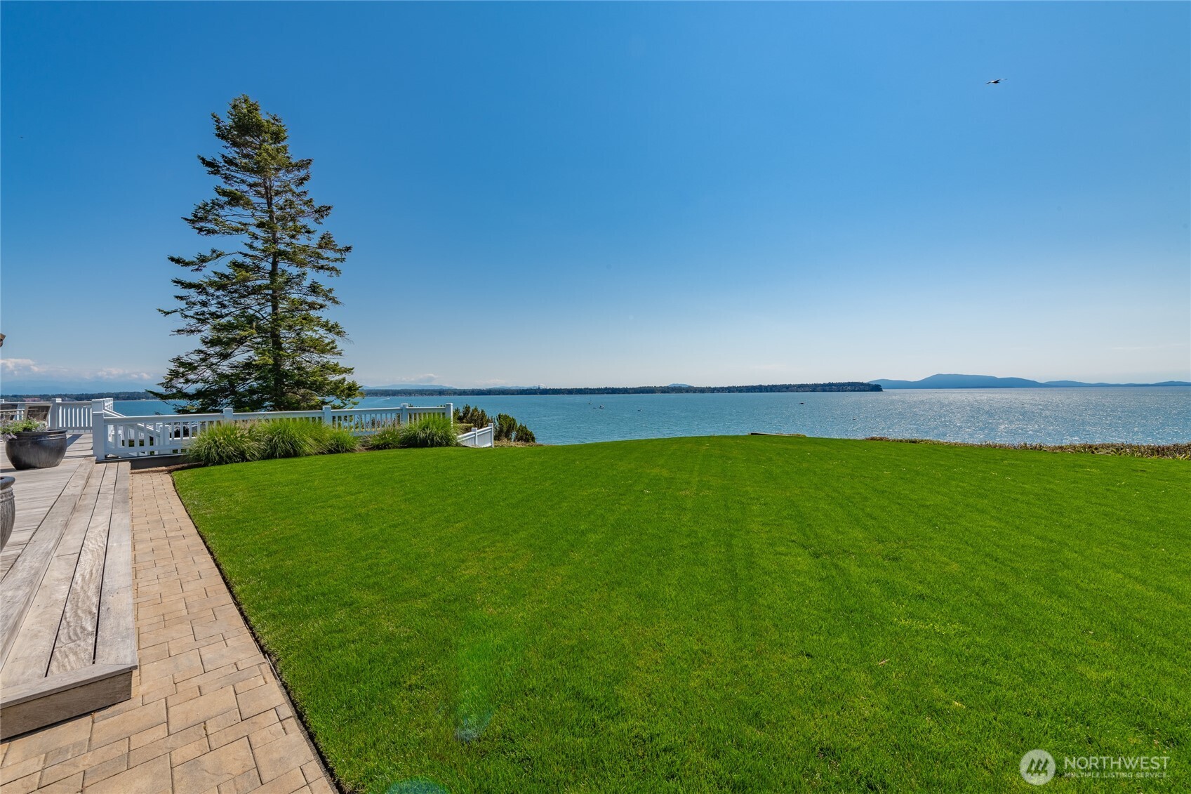 5685 Nakat Way , Blaine, WA 98230