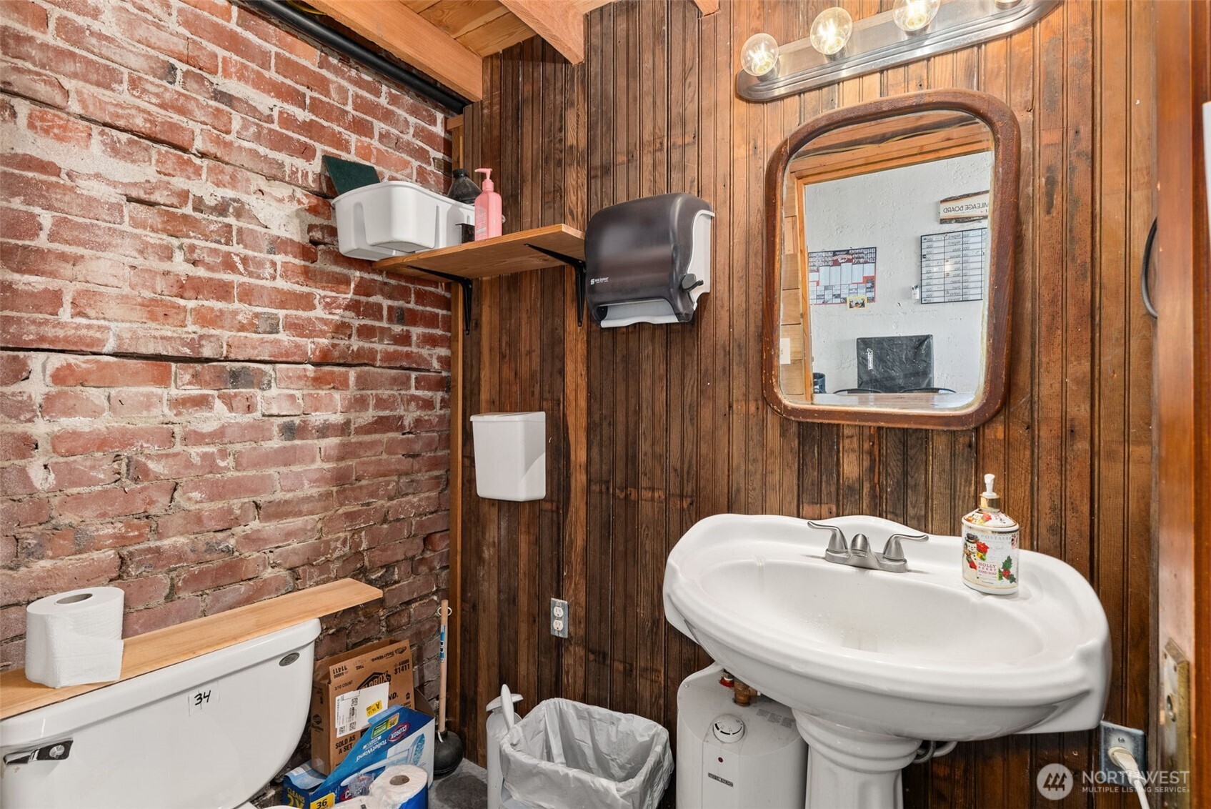 108 E Washington Street , Chehalis, WA 98532