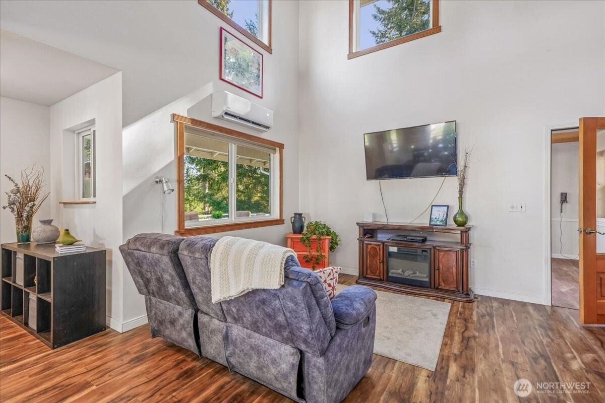 10520 100th Street Ct , Anderson Island, WA 98303