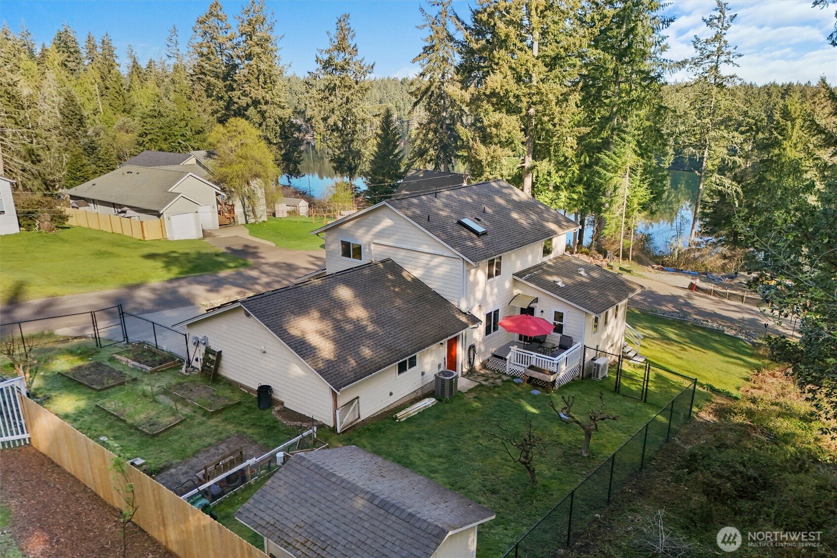 10520 100th Street Ct , Anderson Island, WA 98303