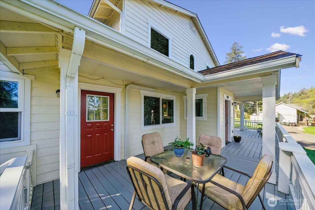 10520 100th Street Ct , Anderson Island, WA 98303