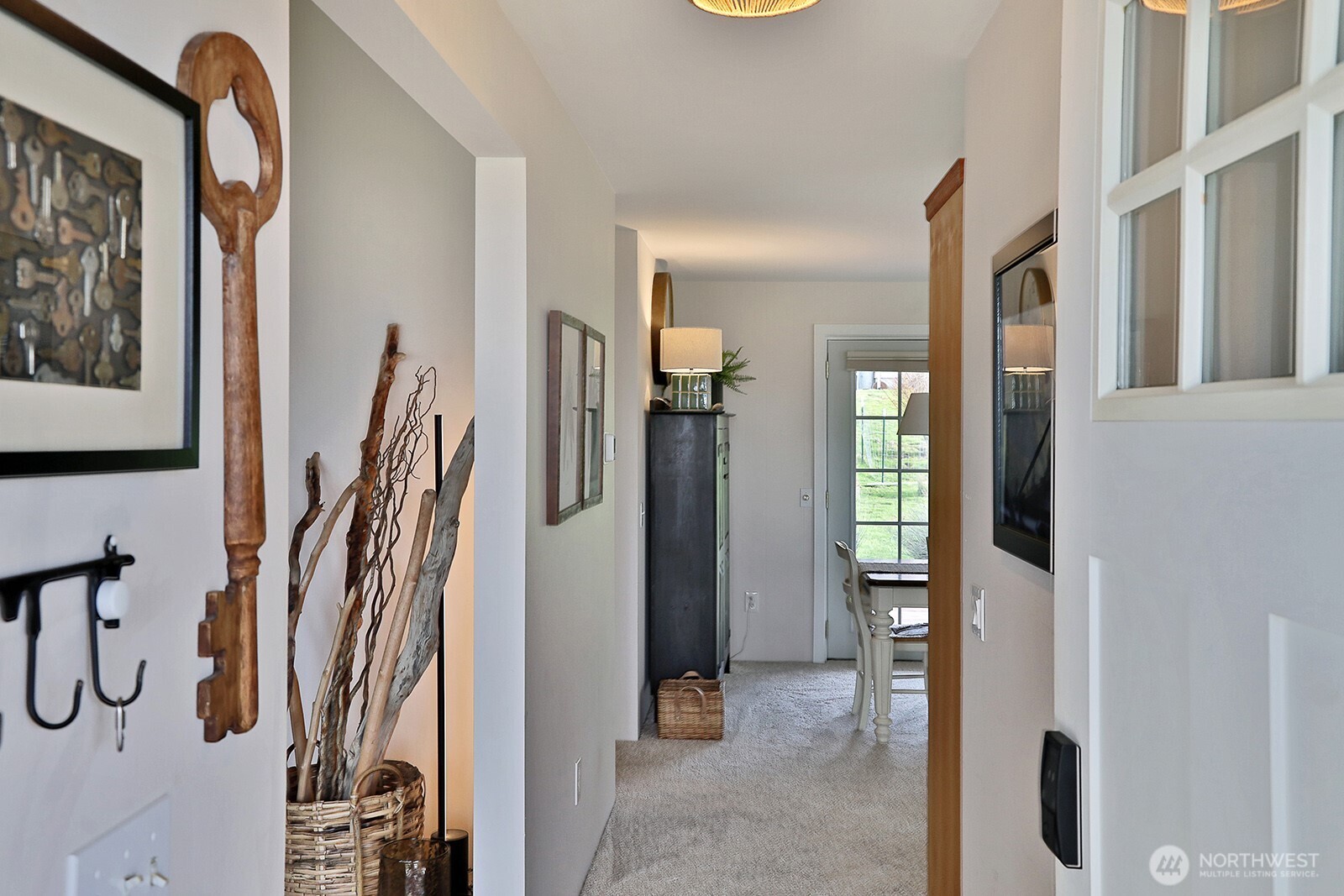 8201 Olympic View Lane , Clinton, WA 98236