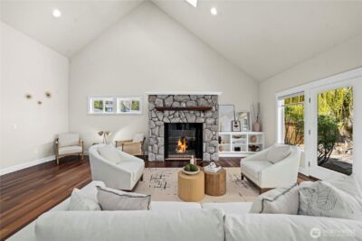 11028 E Riverside Drive , Bothell, WA 98011 - Photo 14