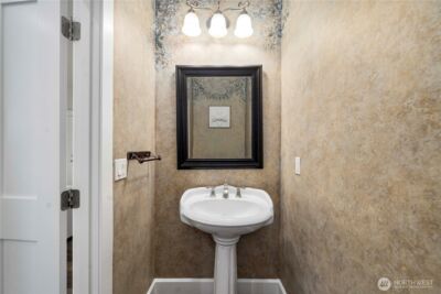 11028 E Riverside Drive , Bothell, WA 98011 - Photo 19
