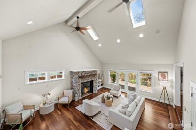 11028 E Riverside Drive , Bothell, WA 98011 - Photo 21