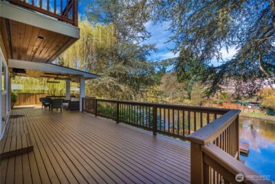 11028 E Riverside Drive , Bothell, WA 98011 - Photo 3