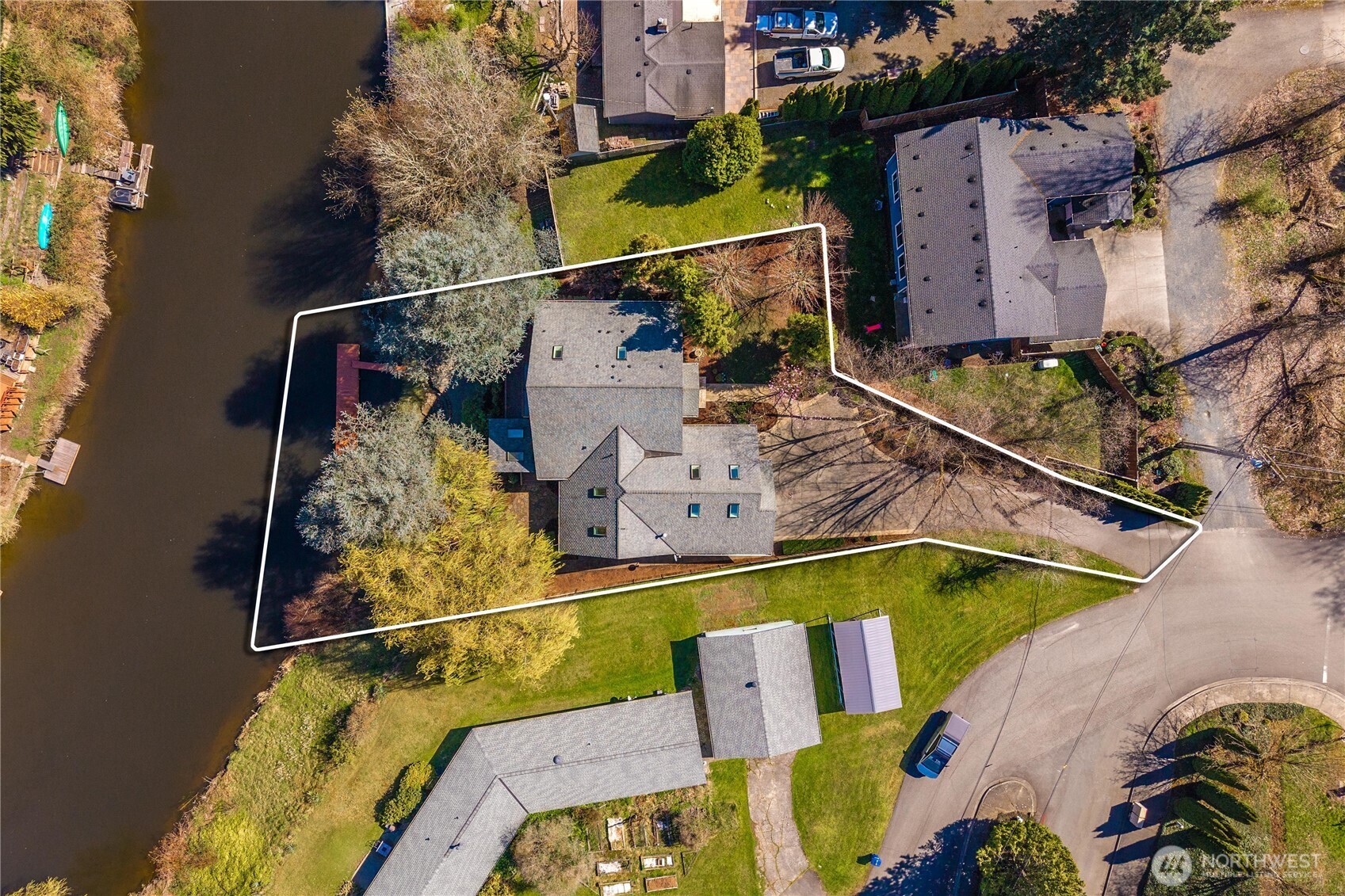 11028 E Riverside Drive , Bothell, WA 98011