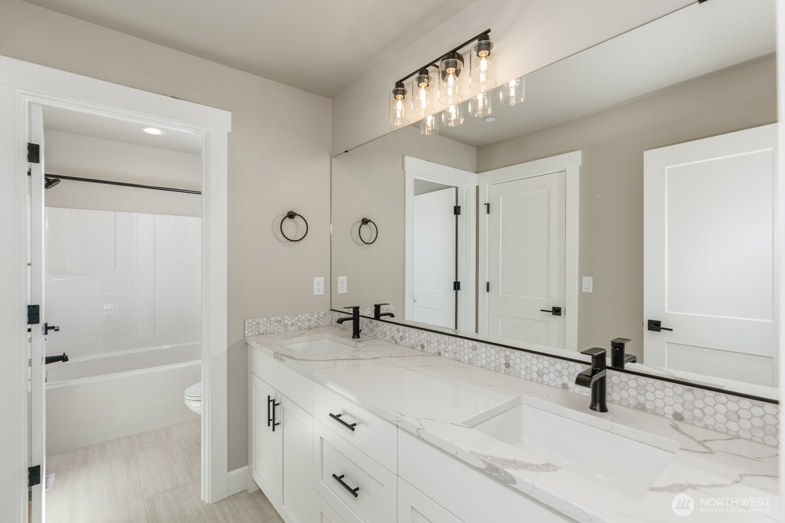 20313 94th Drive NE, Bothell, WA 98011