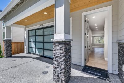 20313 94th Drive NE, Bothell, WA 98011 - Photo 3