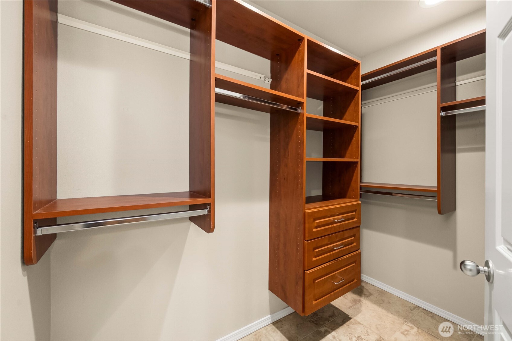 4325 270th Avenue NE, Redmond, WA 98053