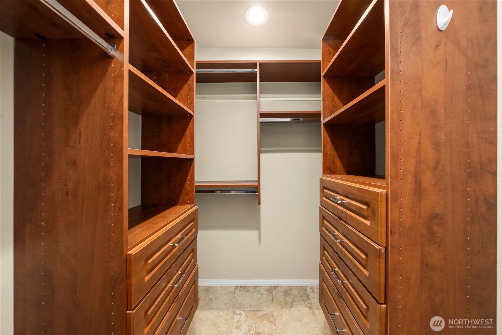 4325 270th Avenue NE, Redmond, WA 98053