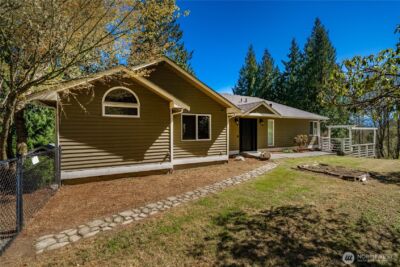 4325 270th Avenue NE, Redmond, WA 98053 - Photo 4