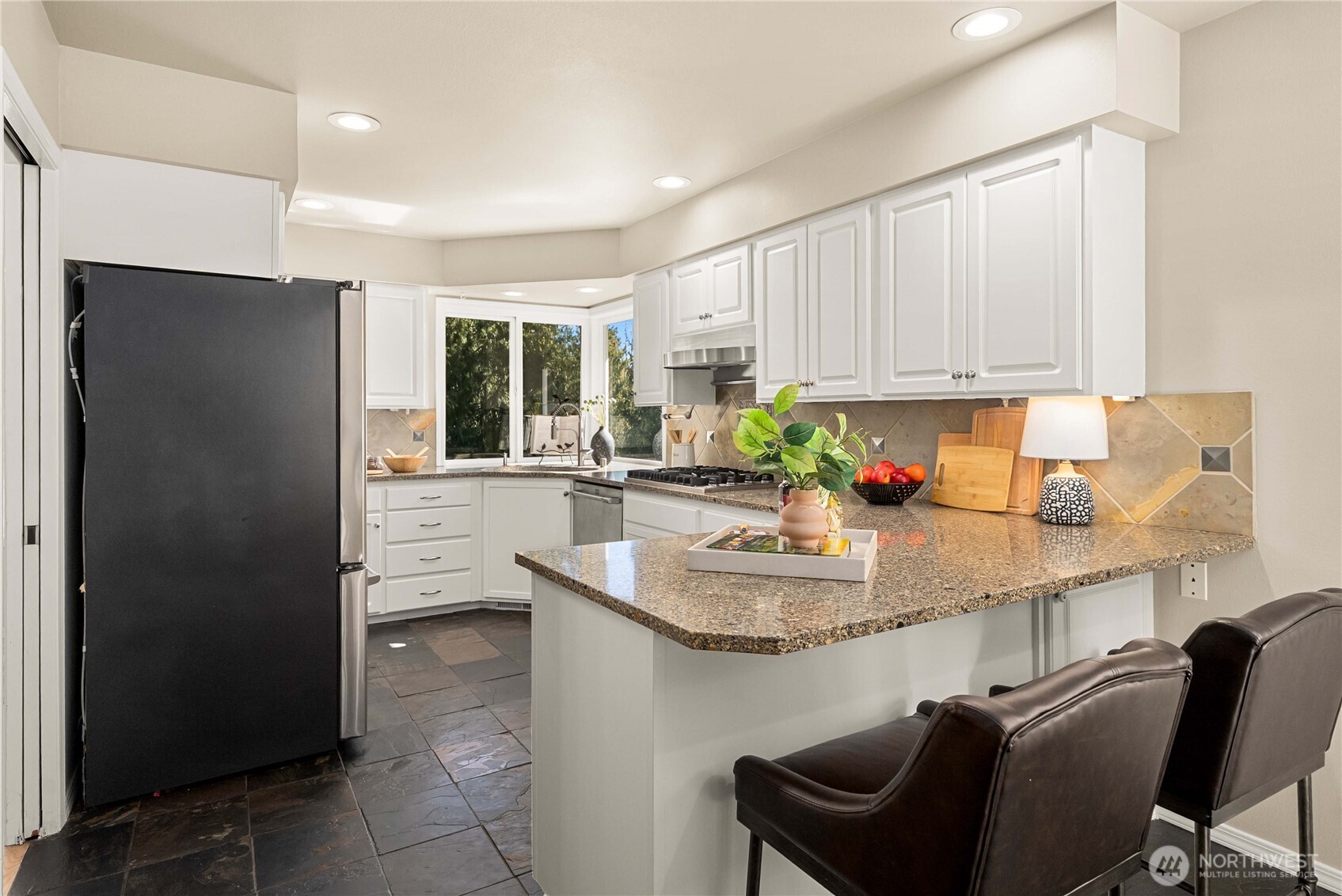 4325 270th Avenue NE, Redmond, WA 98053