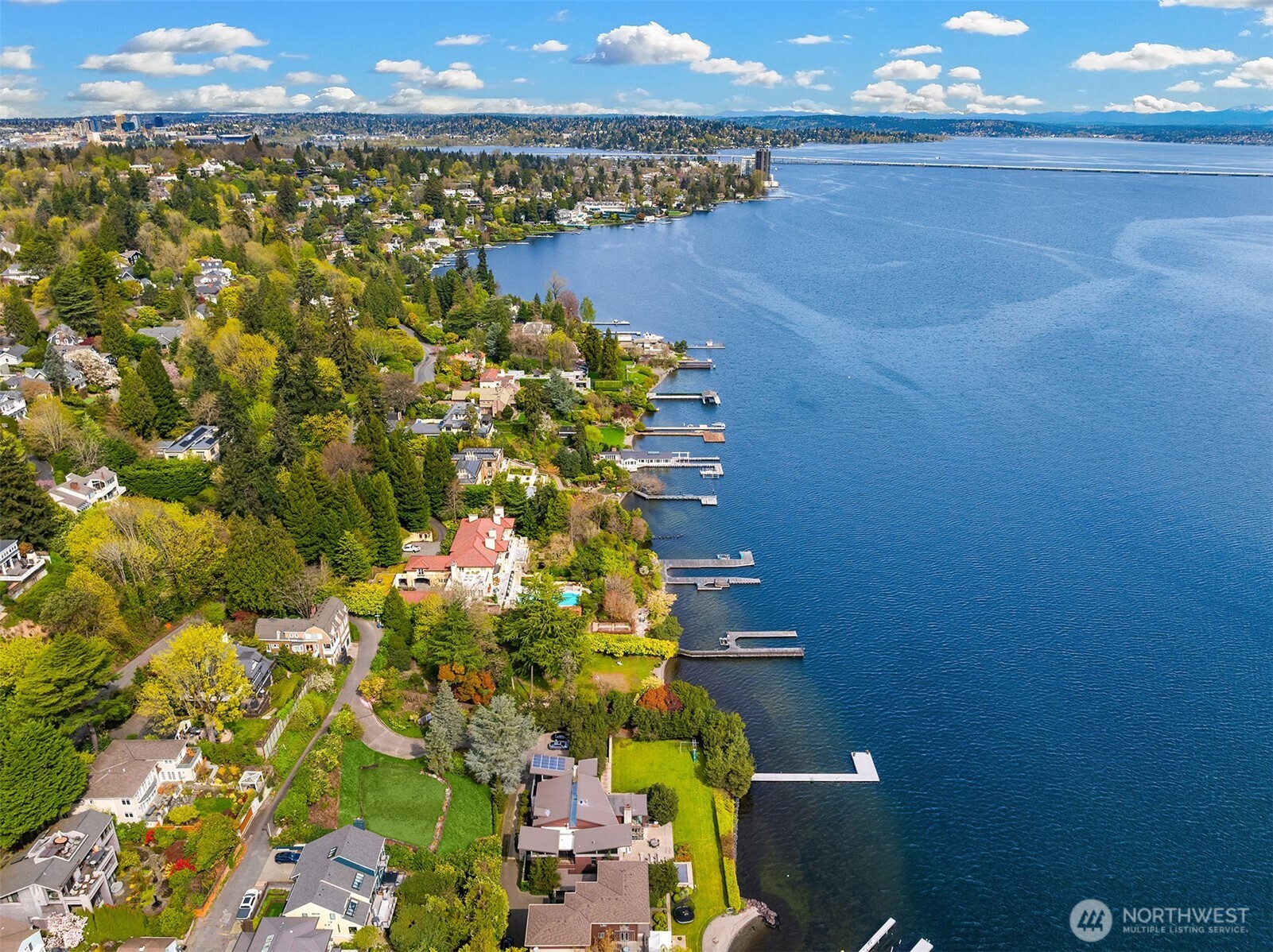 41026 VL Undisclosed , Seattle, WA 98122