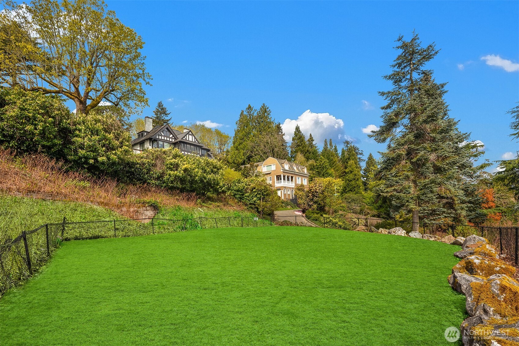 41026 VL Undisclosed , Seattle, WA 98122