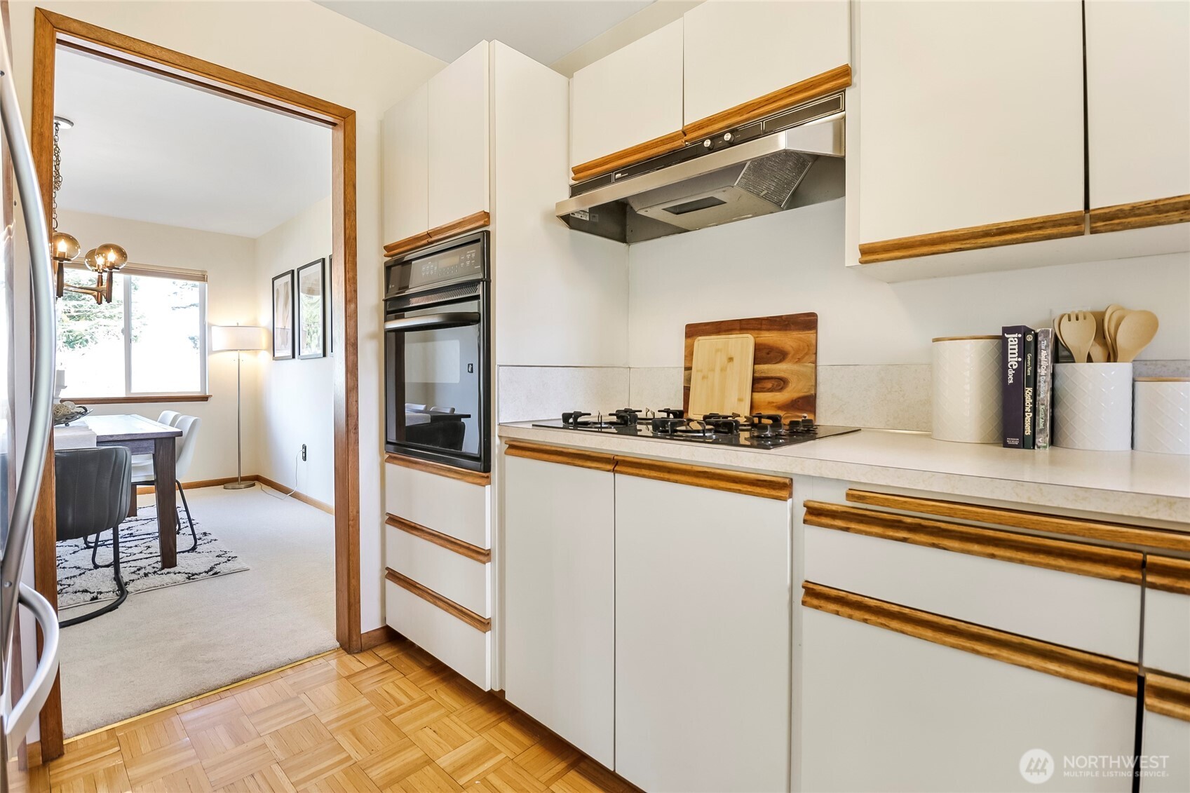 12635 SE 54th Street , Bellevue, WA 98006