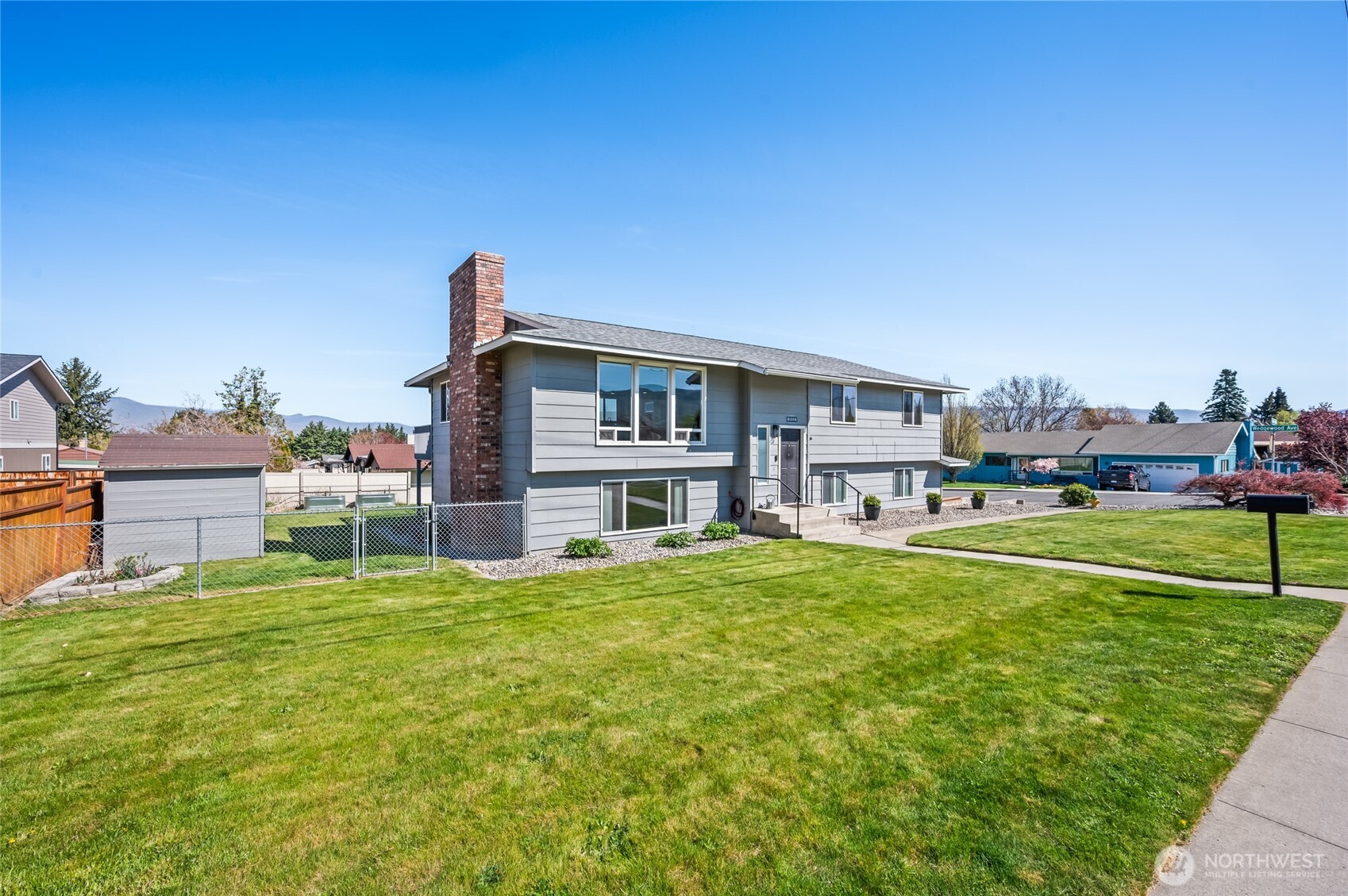 932 CRAWFORD Avenue , Wenatchee, WA 98801