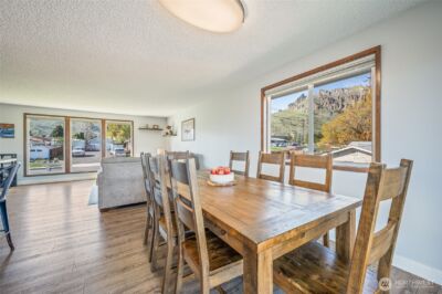 932 CRAWFORD Avenue , Wenatchee, WA 98801 - Photo 11