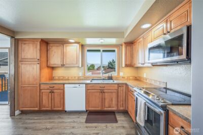 932 CRAWFORD Avenue , Wenatchee, WA 98801 - Photo 14