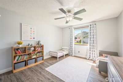932 CRAWFORD Avenue , Wenatchee, WA 98801 - Photo 20