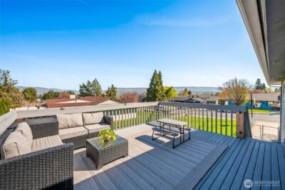 932 CRAWFORD Avenue , Wenatchee, WA 98801 - Photo 3