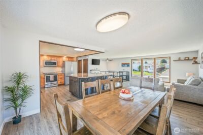 932 CRAWFORD Avenue , Wenatchee, WA 98801 - Photo 10