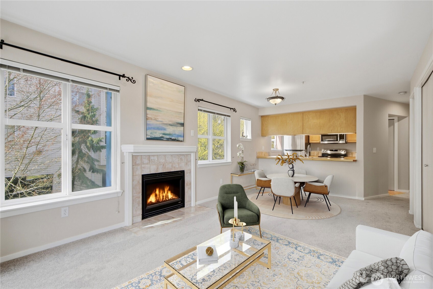12345 Roosevelt Way NE #305, Seattle, WA 98125