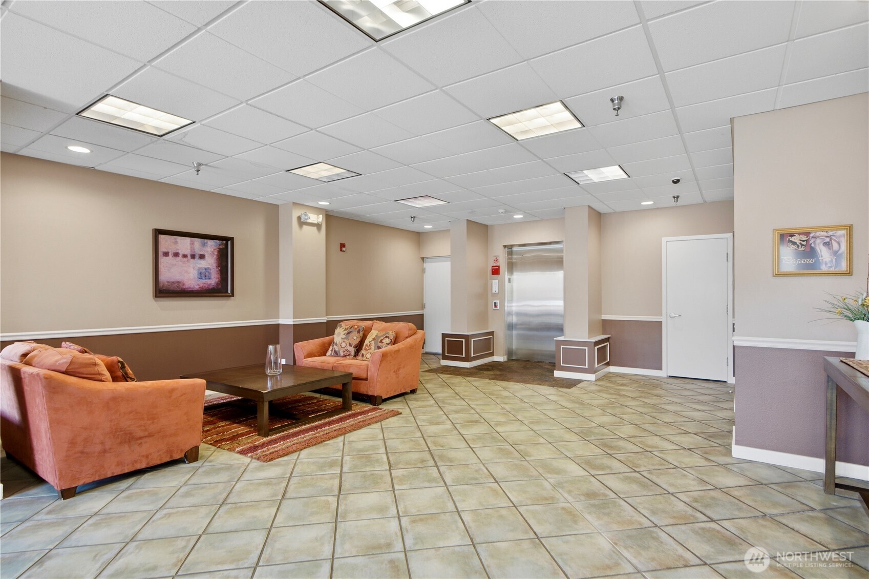 12345 Roosevelt Way NE #305, Seattle, WA 98125