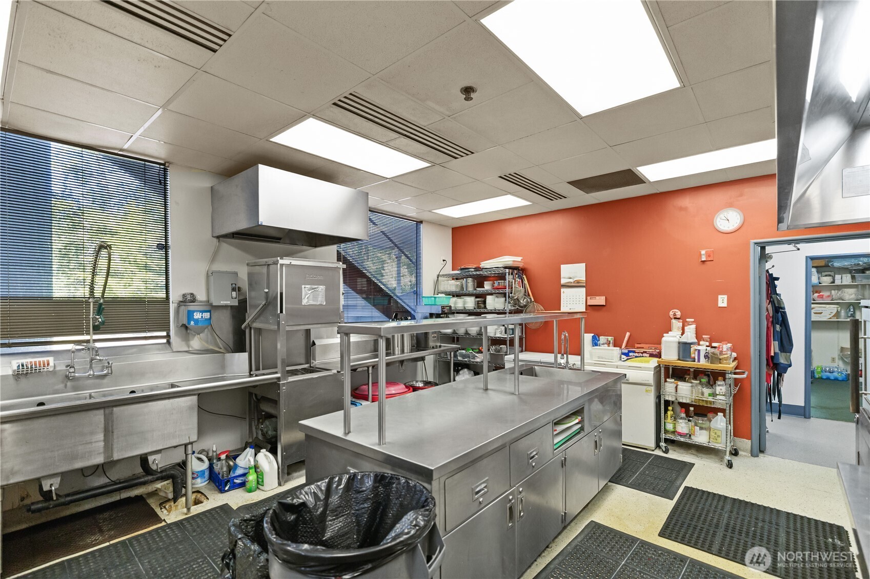 33901 9th Avenue S, Federal Way, WA 98003