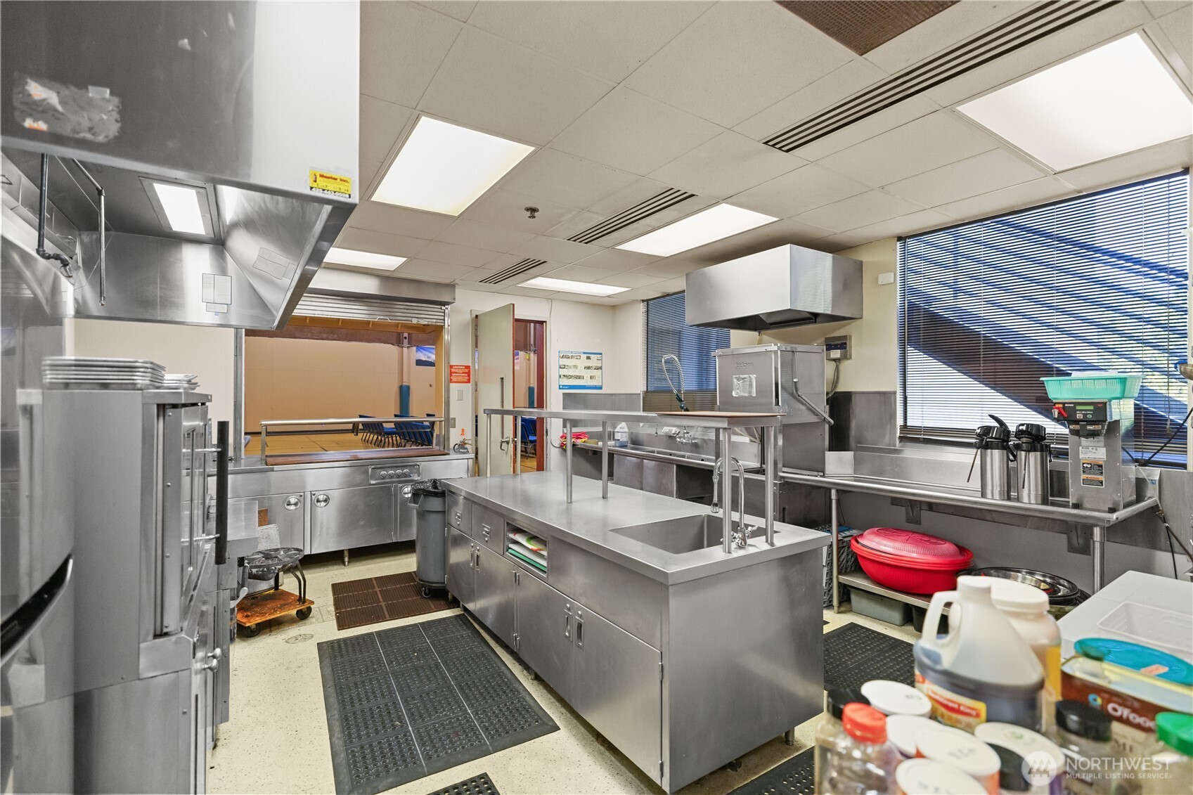 33901 9th Avenue S, Federal Way, WA 98003
