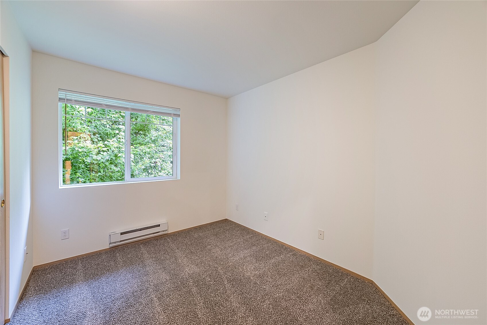 23210 59th Street S #12-5, Kent, WA 98032