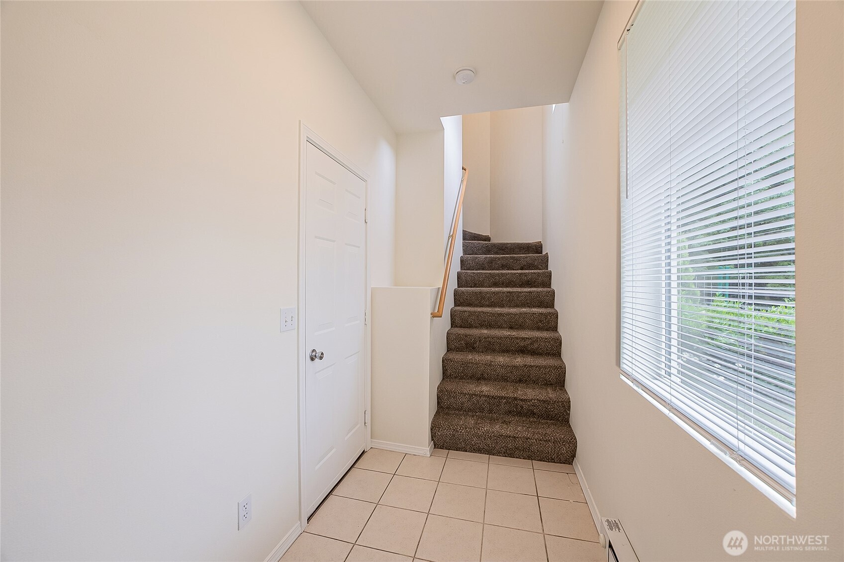 23210 59th Street S #12-5, Kent, WA 98032