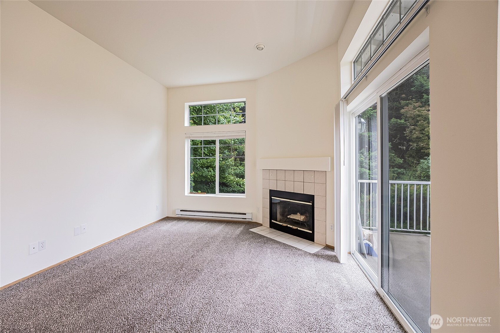 23210 59th Street S #12-5, Kent, WA 98032