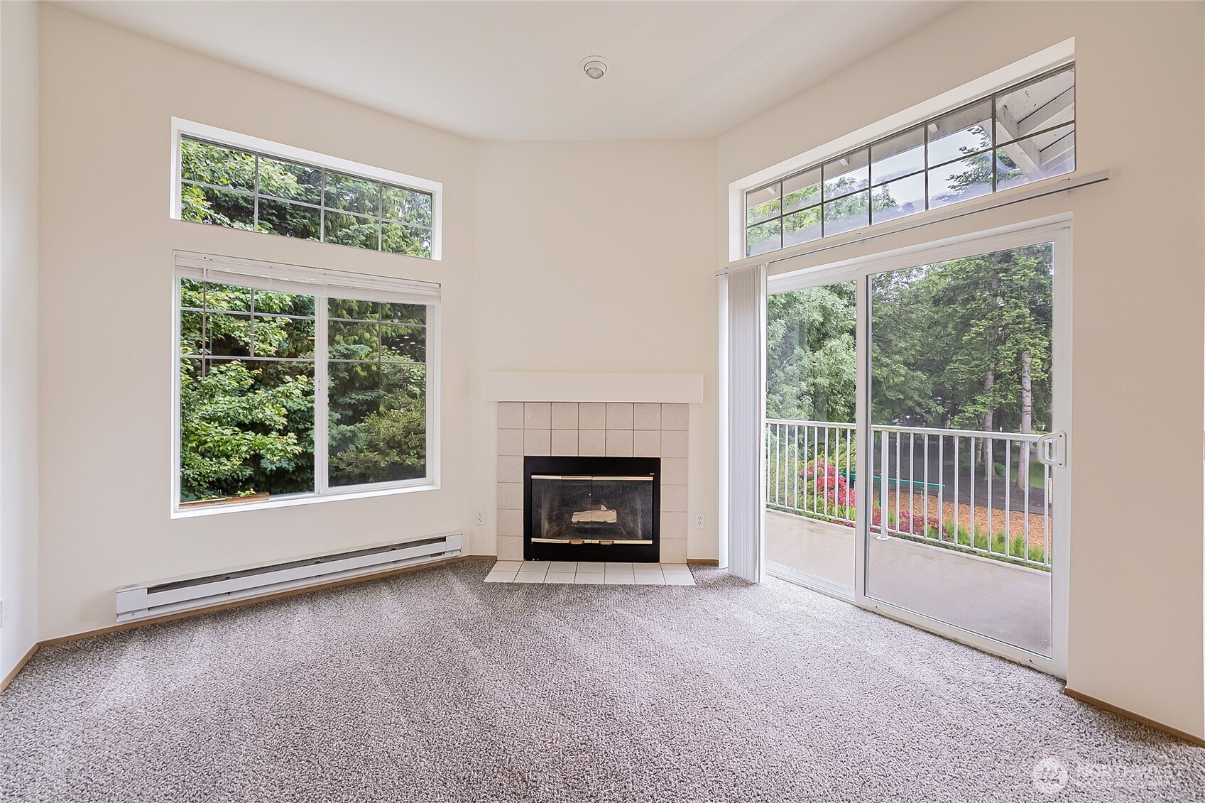 23210 59th Street S #12-5, Kent, WA 98032