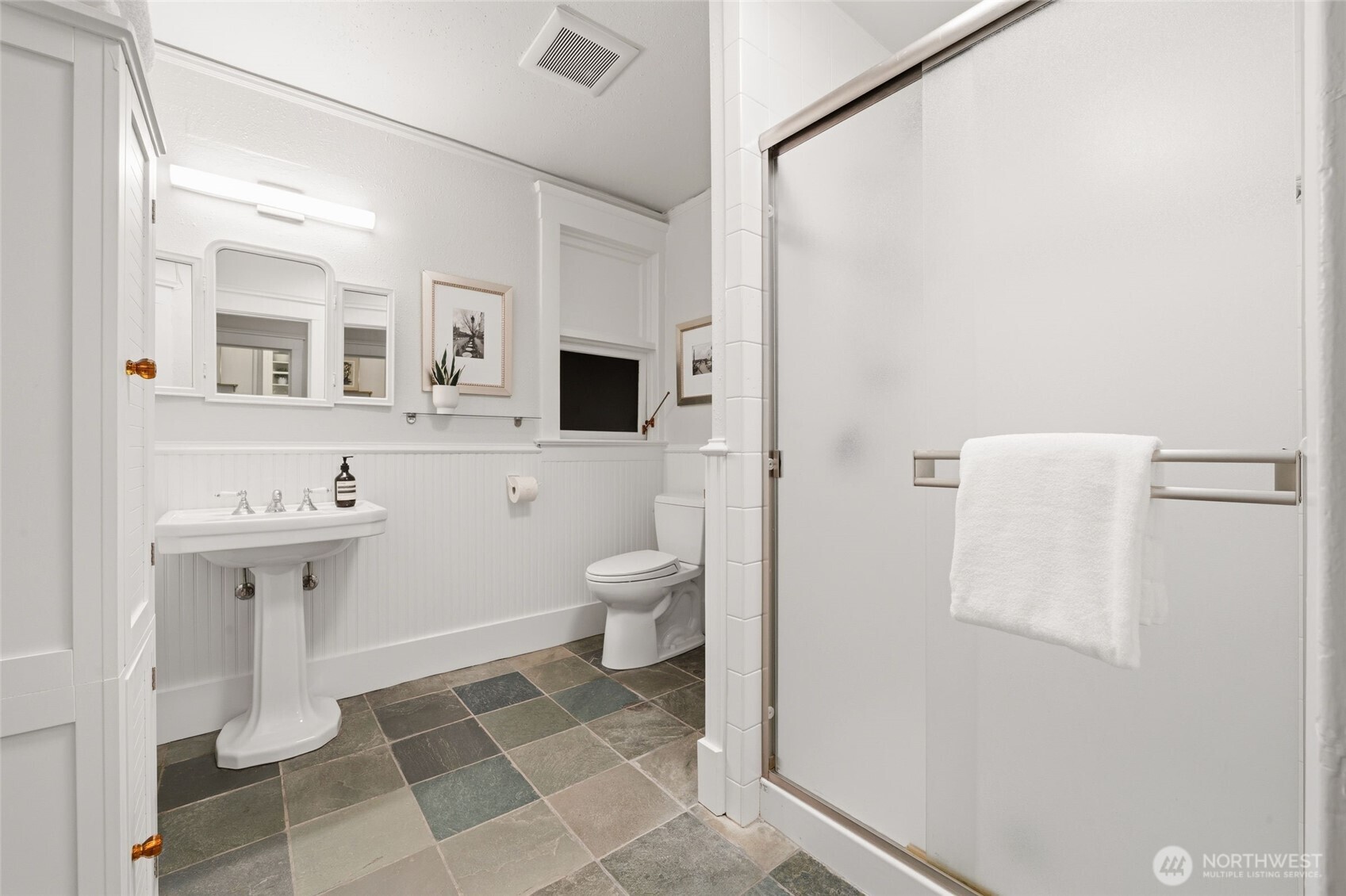 1732 15th Avenue #3, Seattle, WA 98122