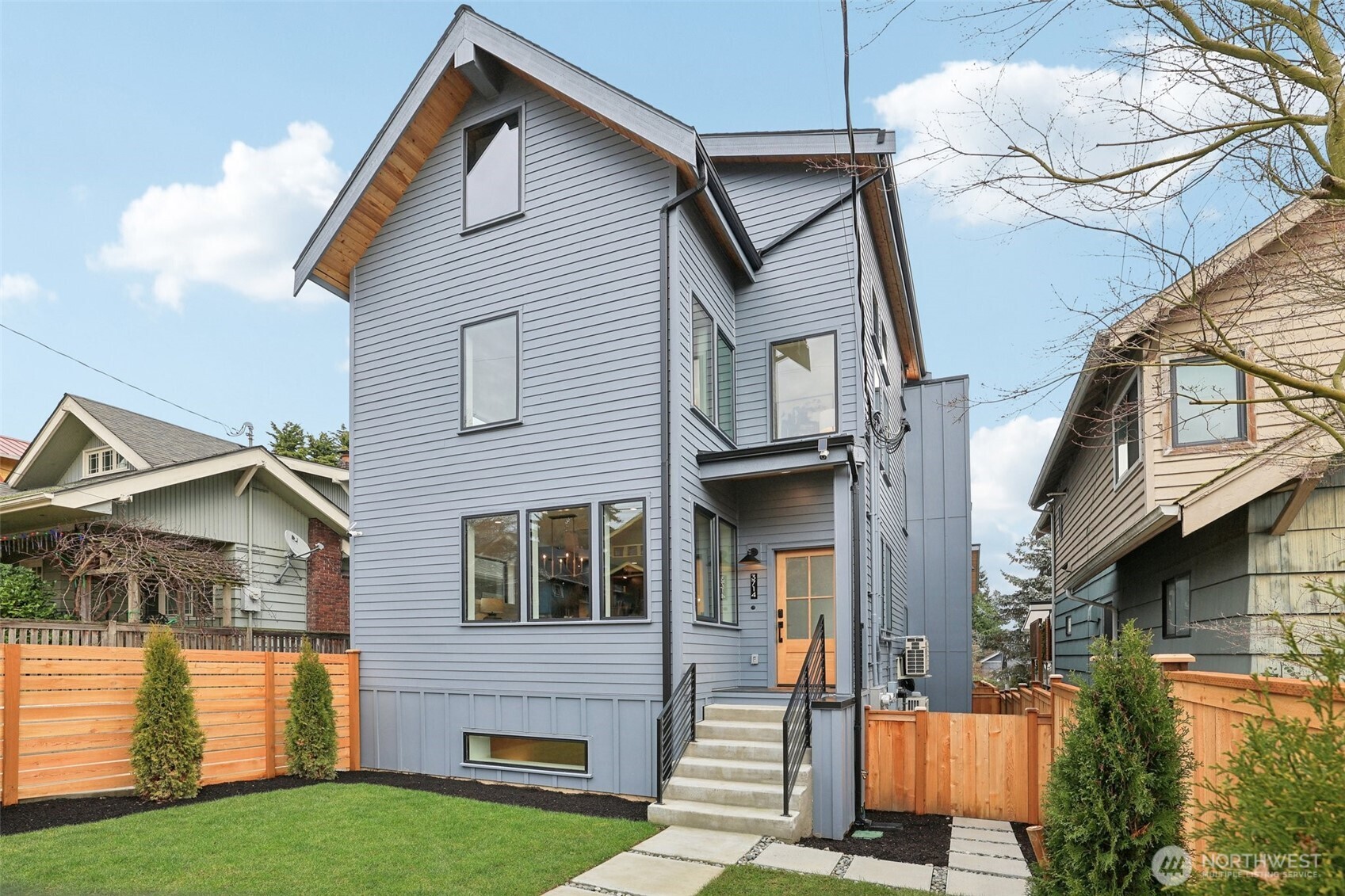 3714 Bagley Avenue N, Seattle, WA 98103