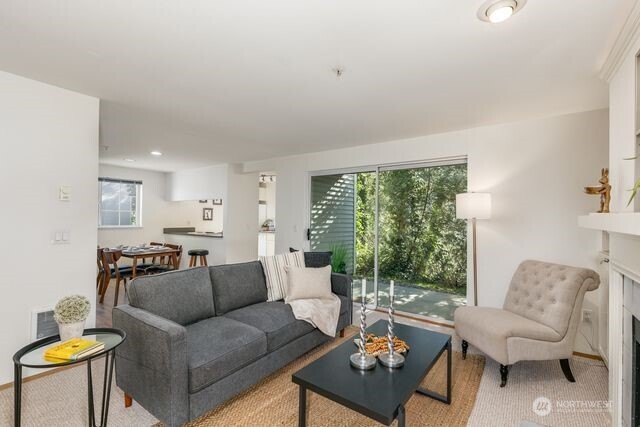 23315 Cedar Way #M101, Mountlake Terrace, WA 98043