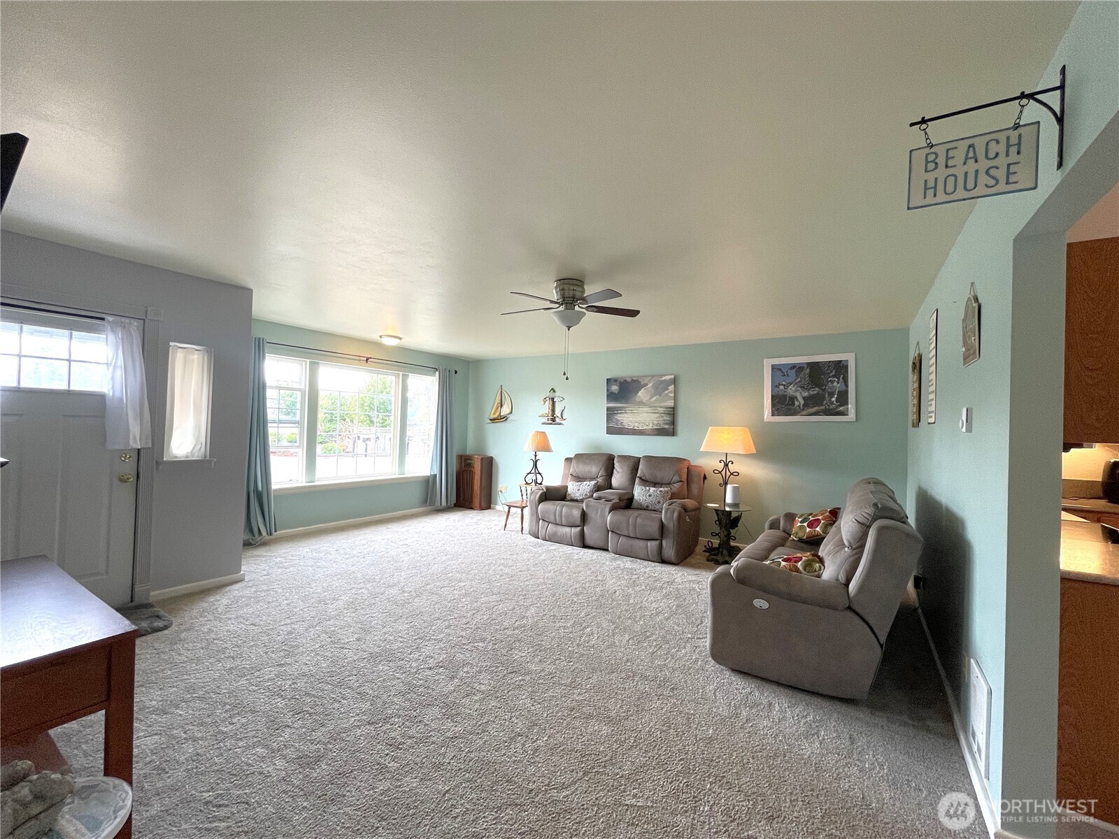 362 Lake Bay Loop SE, Ocean Shores, WA 98569