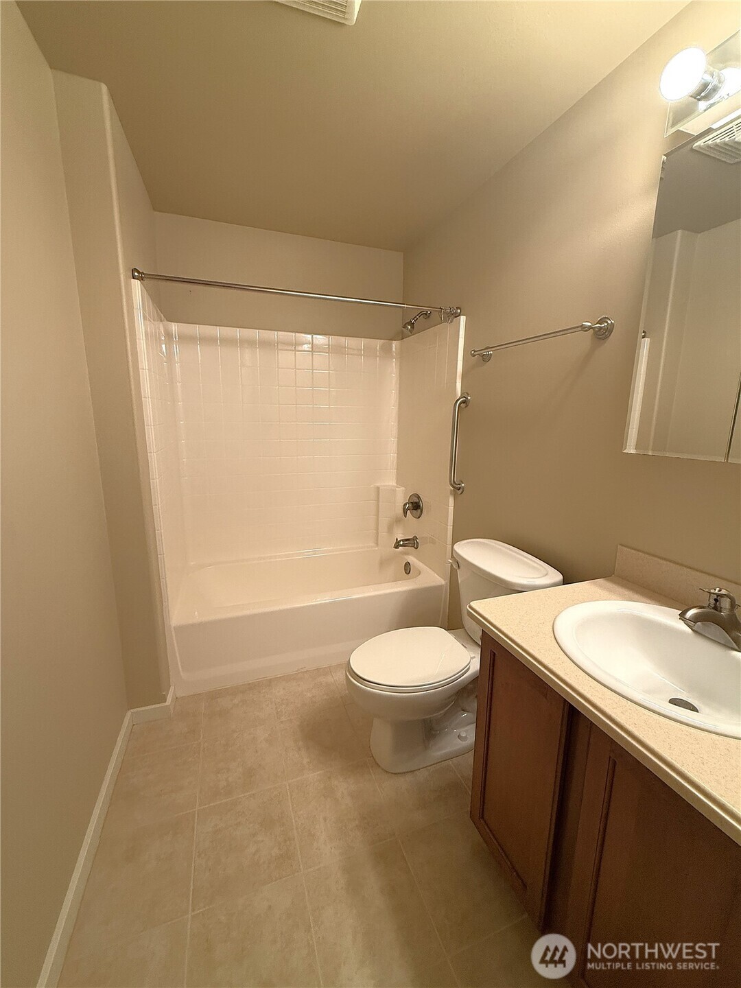 978 Point Brown Avenue SE #3, Ocean Shores, WA 98569