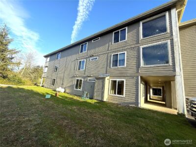 978 Point Brown Avenue SE #3, Ocean Shores, WA 98569 - Photo 24