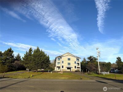 978 Point Brown Avenue SE #3, Ocean Shores, WA 98569 - Photo 25
