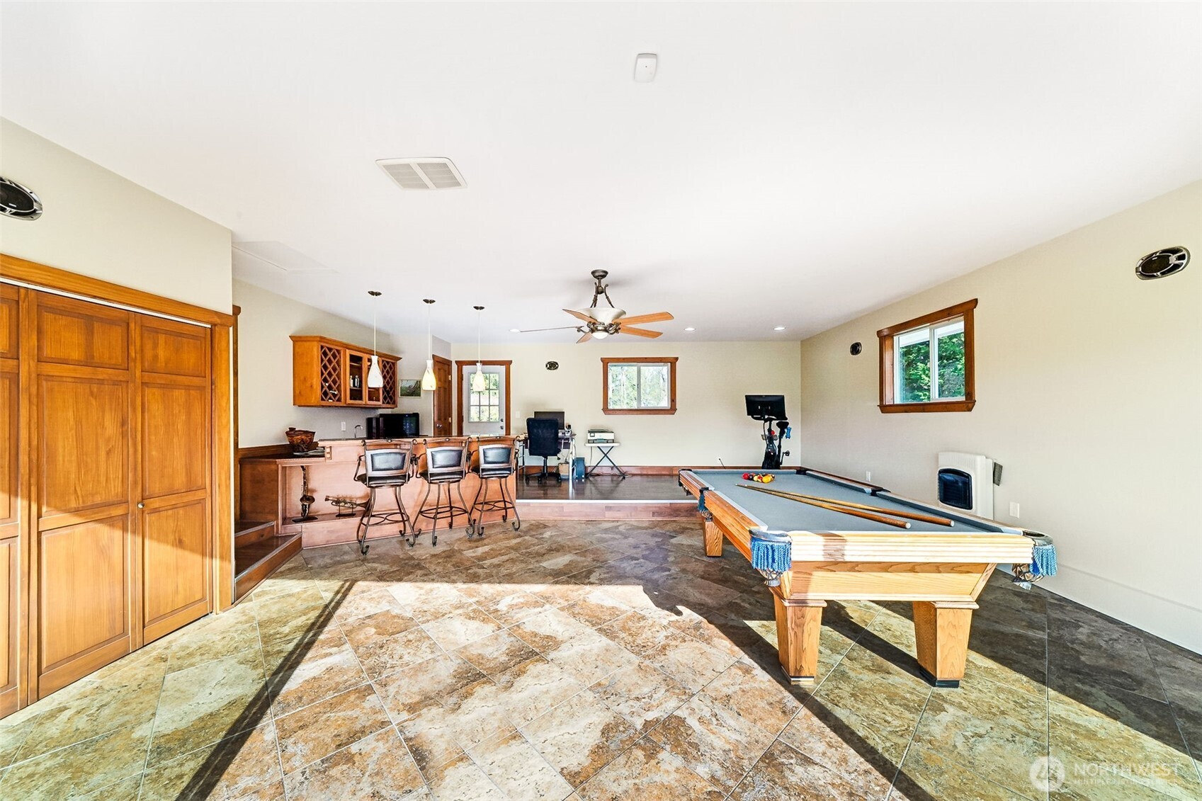 23420 SE 448th Street , Enumclaw, WA 98022