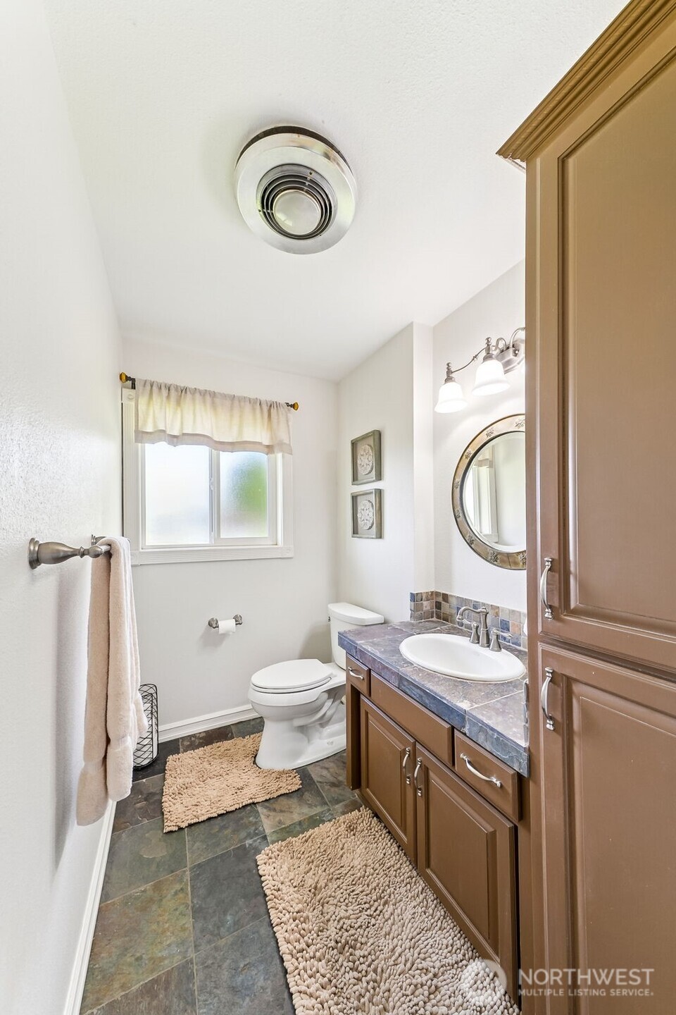 23420 SE 448th Street , Enumclaw, WA 98022