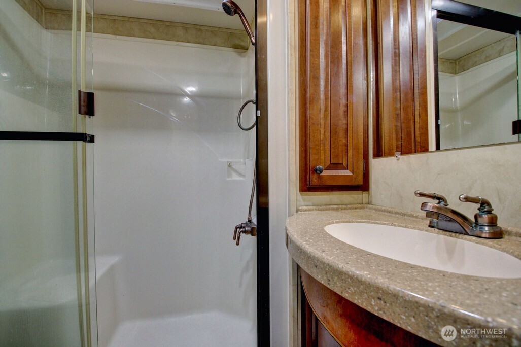 245 Schinn Canyon Court , Deming, WA 98244