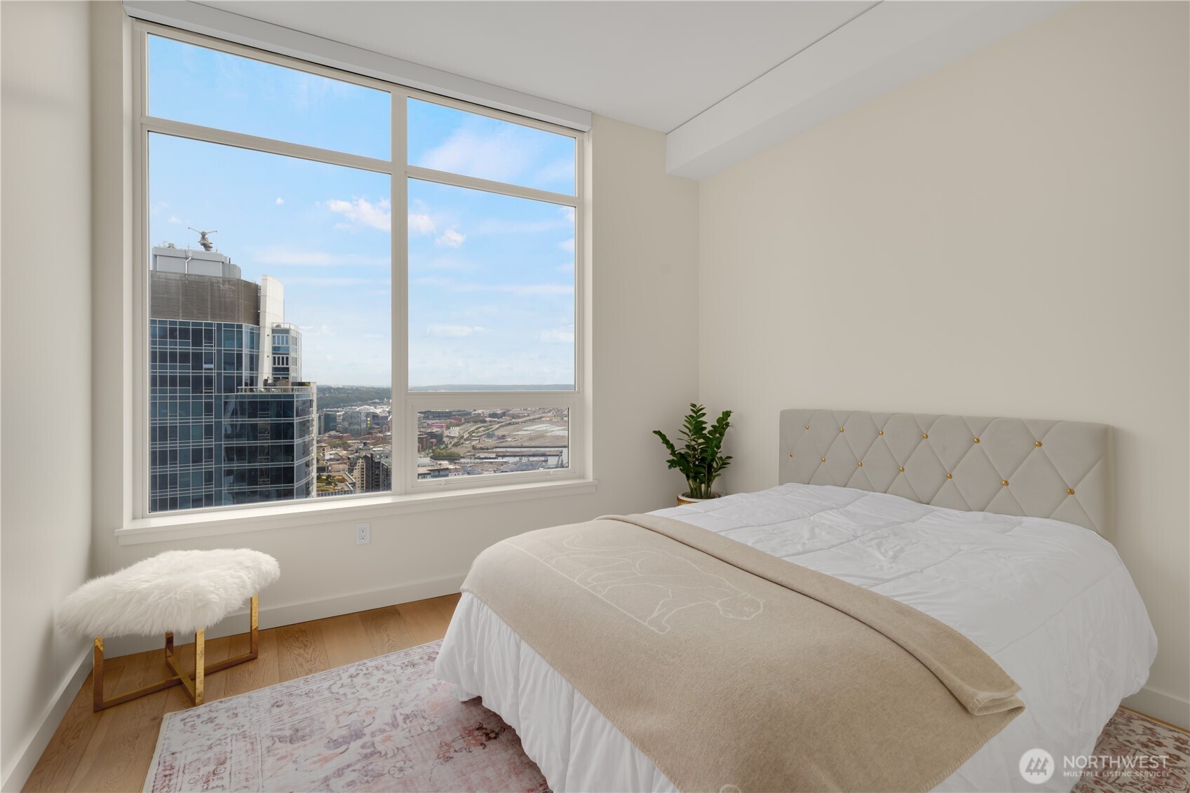 121 Stewart Street #3504, Seattle, WA 98121