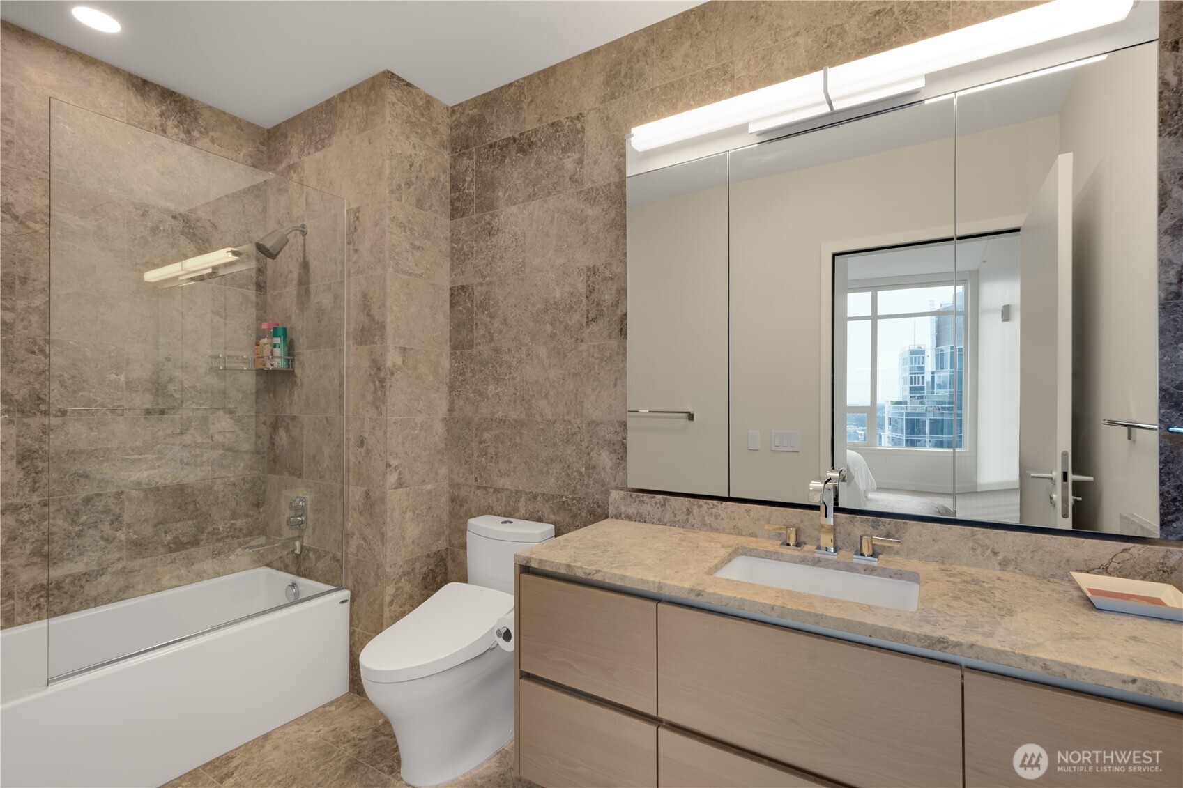 121 Stewart Street #3504, Seattle, WA 98121