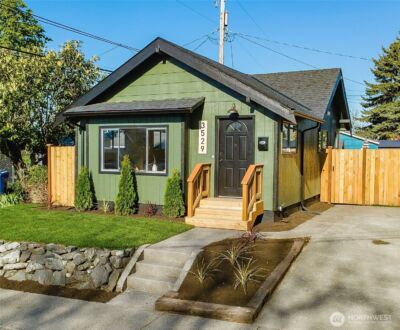 3529 E F Street , Tacoma, WA 98404