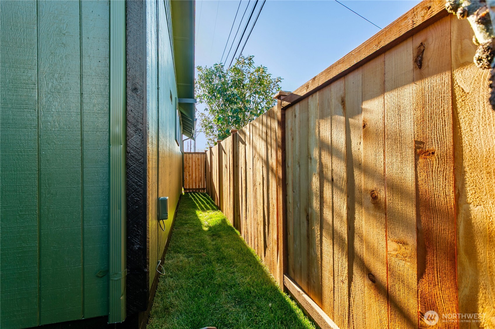 3529 E F Street , Tacoma, WA 98404