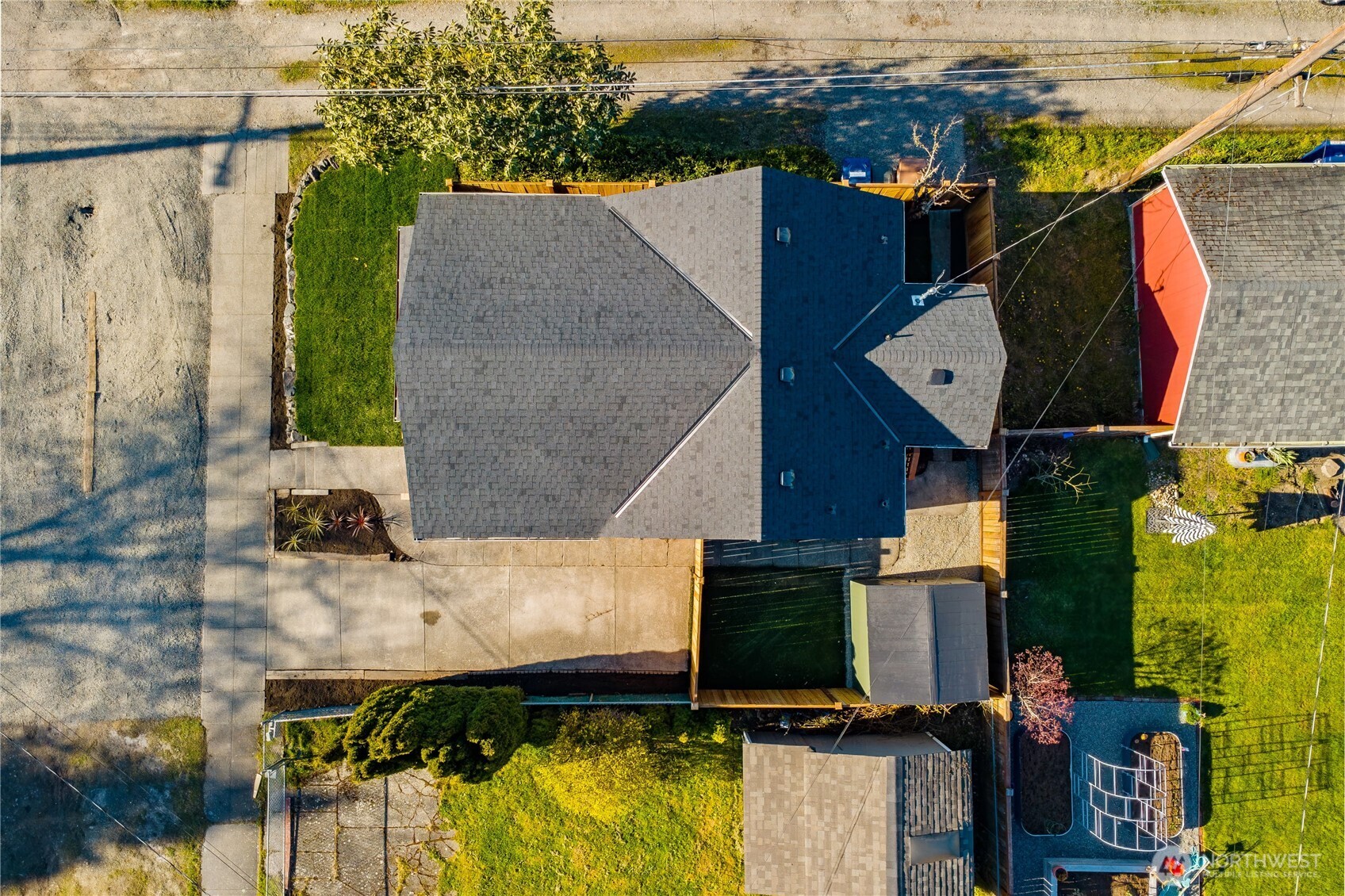 3529 E F Street , Tacoma, WA 98404