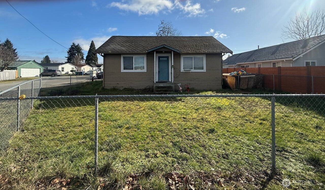 1502 A Street , Auburn, WA 98002